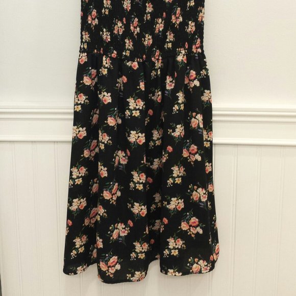 Floral Summer Black Dress - Picture 4 of 4